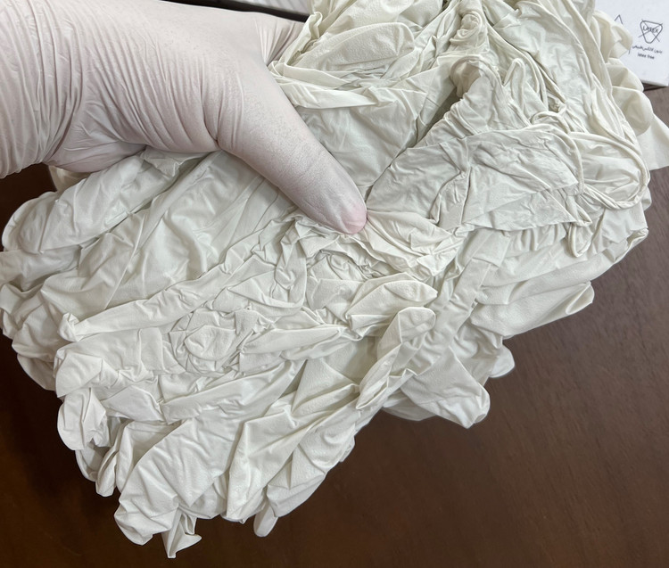 متخصص نیتریل رنگی